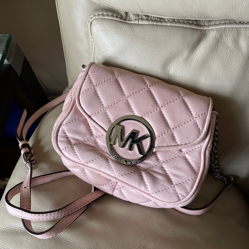 Michael kors purse